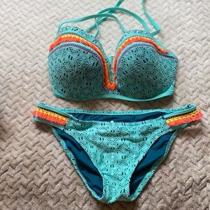 Shade & Shore Bikini Set